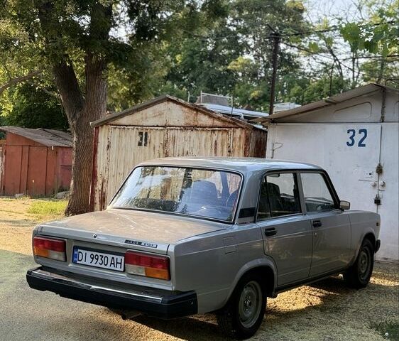 Сірий ВАЗ 2107, об'ємом двигуна 1.5 л та пробігом 91 тис. км за 2307 $, фото 1 на Automoto.ua