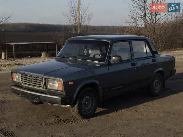 Серый ВАЗ 2107, объемом двигателя 1.5 л и пробегом 90 тыс. км за 1800 $, фото 1 на Automoto.ua