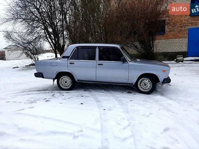 Серый ВАЗ 2107, объемом двигателя 1.5 л и пробегом 600 тыс. км за 2200 $, фото 1 на Automoto.ua