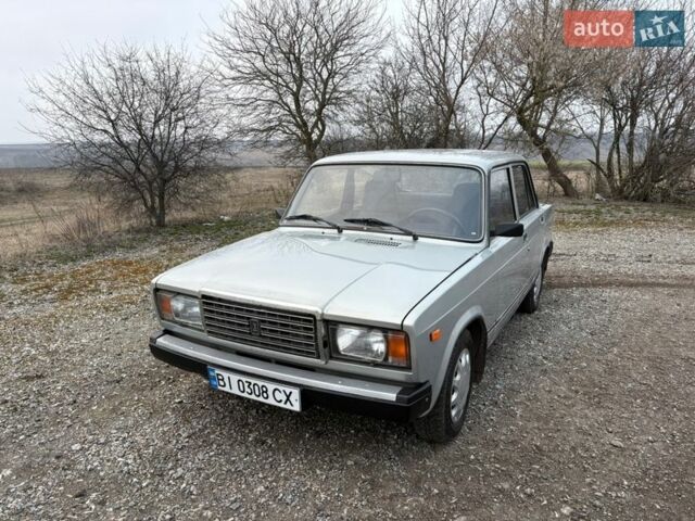 Серый ВАЗ 2107, объемом двигателя 1.45 л и пробегом 132 тыс. км за 1700 $, фото 1 на Automoto.ua