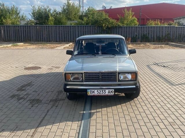 Сірий ВАЗ 2107, об'ємом двигуна 1.5 л та пробігом 86 тис. км за 1900 $, фото 1 на Automoto.ua