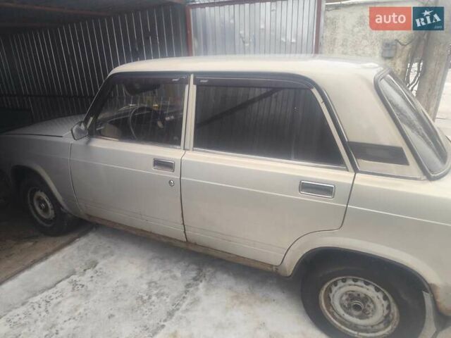 Сірий ВАЗ 2107, об'ємом двигуна 1.5 л та пробігом 96 тис. км за 1600 $, фото 1 на Automoto.ua