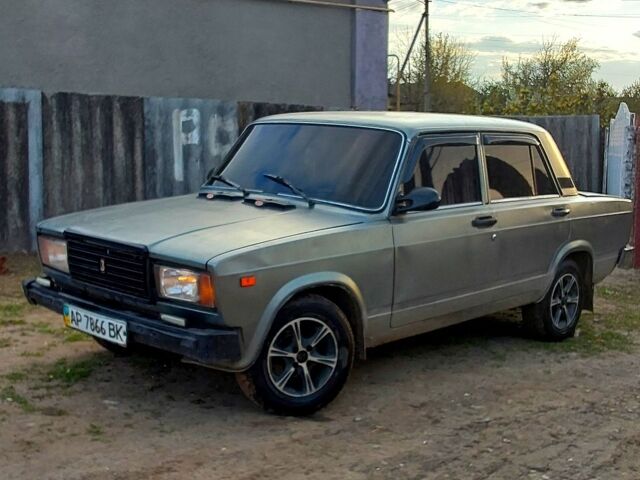 Сірий ВАЗ 2107, об'ємом двигуна 1.5 л та пробігом 230 тис. км за 950 $, фото 1 на Automoto.ua