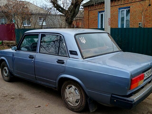 Серый ВАЗ 2107, объемом двигателя 1.5 л и пробегом 121 тыс. км за 1200 $, фото 1 на Automoto.ua