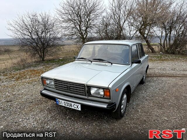 Серый ВАЗ 2107, объемом двигателя 1.5 л и пробегом 133 тыс. км за 1500 $, фото 1 на Automoto.ua
