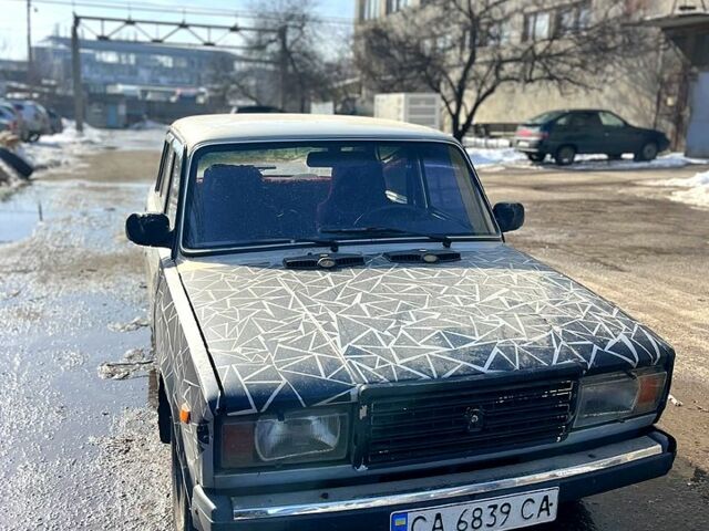 Сірий ВАЗ 2107, об'ємом двигуна 1.5 л та пробігом 1300 тис. км за 510 $, фото 1 на Automoto.ua