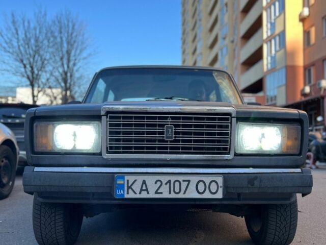 Серый ВАЗ 2107, объемом двигателя 1.5 л и пробегом 44 тыс. км за 2500 $, фото 1 на Automoto.ua