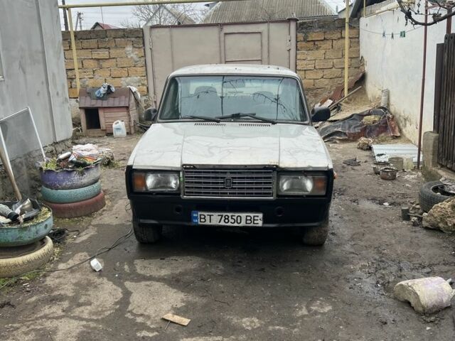 Сірий ВАЗ 2107, об'ємом двигуна 1.5 л та пробігом 150 тис. км за 850 $, фото 1 на Automoto.ua