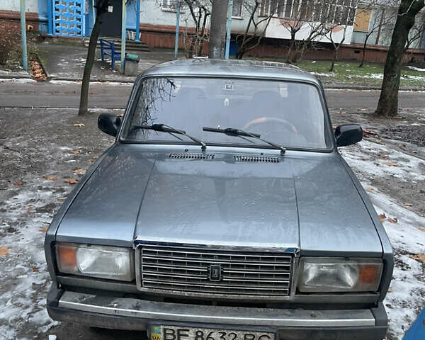 Серый ВАЗ 2107, объемом двигателя 1.57 л и пробегом 100 тыс. км за 1500 $, фото 1 на Automoto.ua