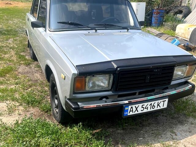 Серый ВАЗ 2107, объемом двигателя 1.6 л и пробегом 303 тыс. км за 1050 $, фото 1 на Automoto.ua