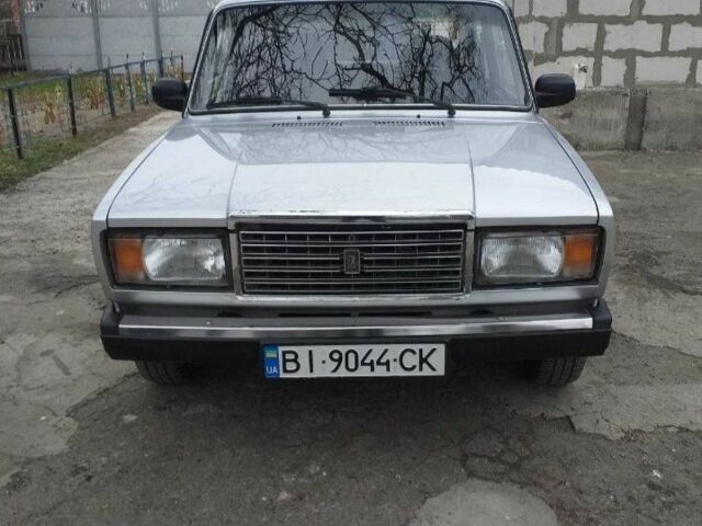 Серый ВАЗ 2107, объемом двигателя 1.5 л и пробегом 65 тыс. км за 900 $, фото 1 на Automoto.ua