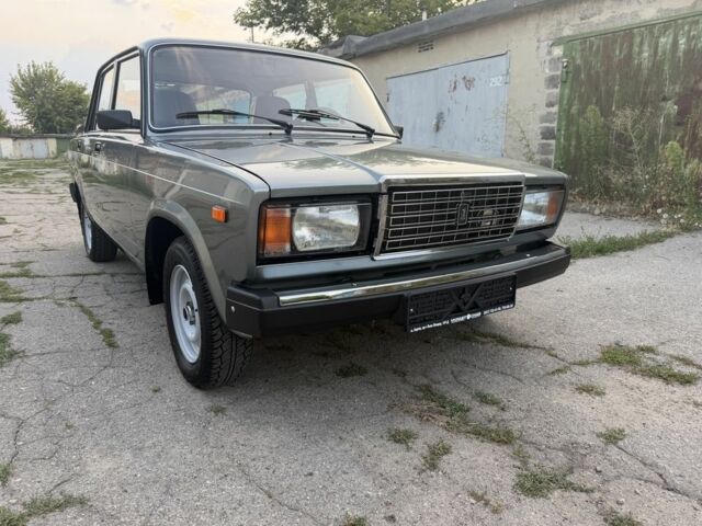 Сірий ВАЗ 2107, об'ємом двигуна 1.6 л та пробігом 8 тис. км за 4115 $, фото 1 на Automoto.ua