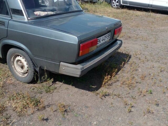 Серый ВАЗ 2107, объемом двигателя 1.57 л и пробегом 45 тыс. км за 2229 $, фото 1 на Automoto.ua