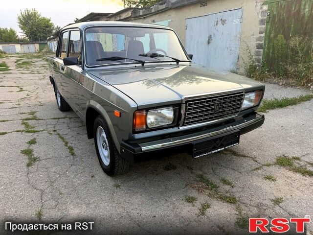 Сірий ВАЗ 2107, об'ємом двигуна 1.6 л та пробігом 8 тис. км за 4100 $, фото 1 на Automoto.ua