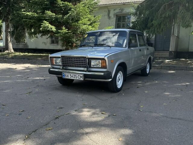 Сірий ВАЗ 2107, об'ємом двигуна 1.6 л та пробігом 118 тис. км за 1950 $, фото 1 на Automoto.ua