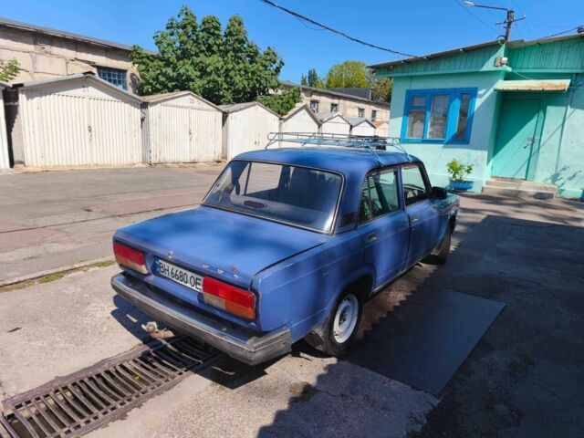 Синій ВАЗ 2107, об'ємом двигуна 1.5 л та пробігом 33 тис. км за 1993 $, фото 1 на Automoto.ua