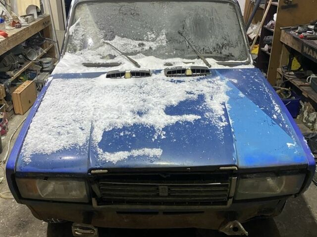 Синий ВАЗ 2107, объемом двигателя 1.5 л и пробегом 46 тыс. км за 301 $, фото 1 на Automoto.ua