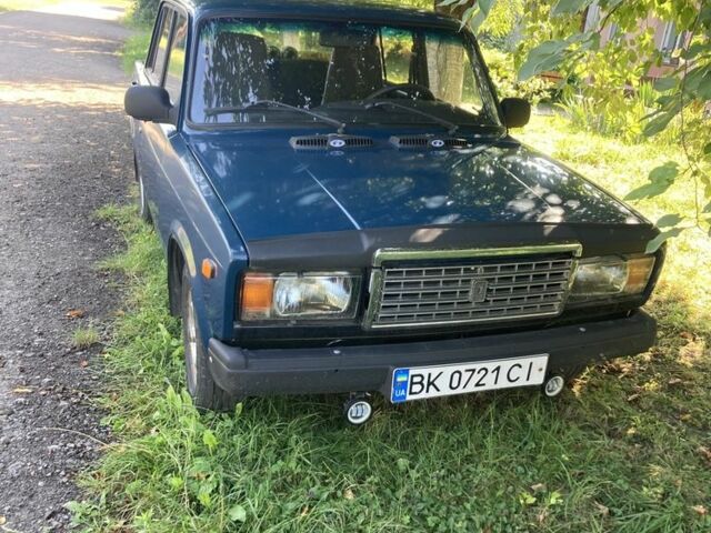 Синий ВАЗ 2107, объемом двигателя 1.5 л и пробегом 20 тыс. км за 2500 $, фото 1 на Automoto.ua