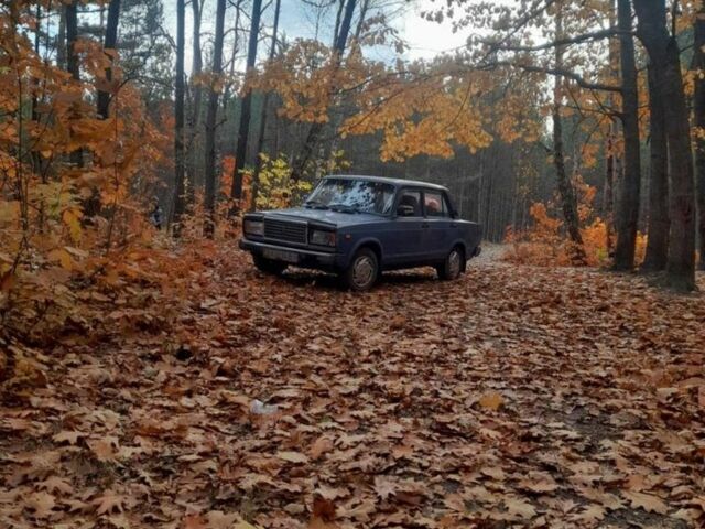 Синий ВАЗ 2107, объемом двигателя 1.6 л и пробегом 33 тыс. км за 1000 $, фото 1 на Automoto.ua