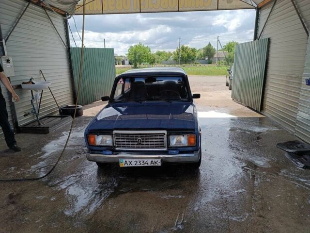 Синий ВАЗ 2107, объемом двигателя 1.5 л и пробегом 120 тыс. км за 750 $, фото 1 на Automoto.ua