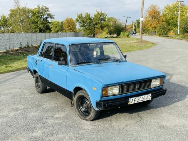 Синий ВАЗ 2107, объемом двигателя 1.5 л и пробегом 200 тыс. км за 413 $, фото 1 на Automoto.ua