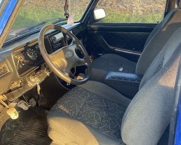 Синий ВАЗ 2107, объемом двигателя 1.6 л и пробегом 300 тыс. км за 1000 $, фото 1 на Automoto.ua