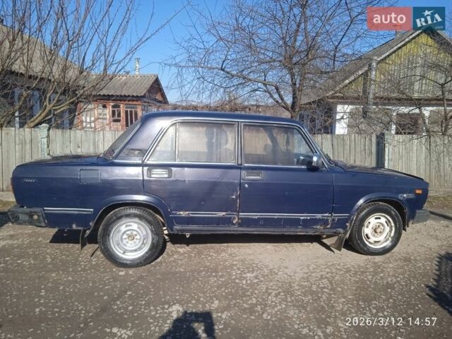 Синий ВАЗ 2107, объемом двигателя 1.45 л и пробегом 185 тыс. км за 400 $, фото 1 на Automoto.ua