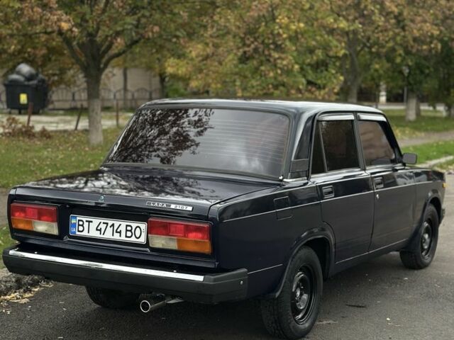Синий ВАЗ 2107, объемом двигателя 1.5 л и пробегом 10 тыс. км за 1350 $, фото 1 на Automoto.ua