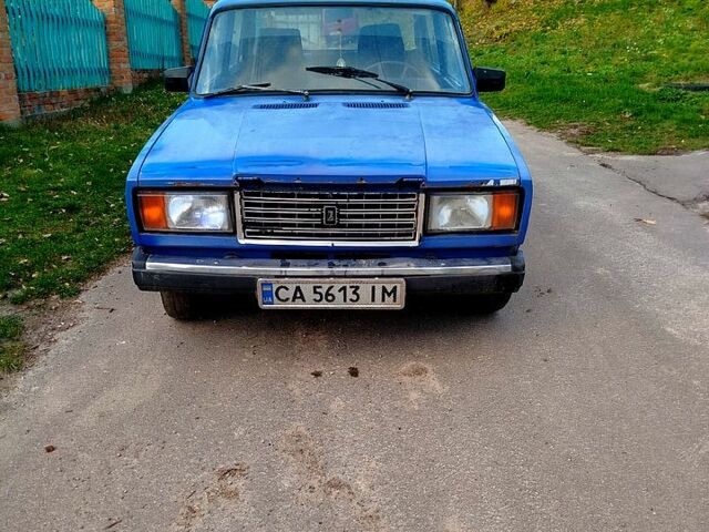 Синий ВАЗ 2107, объемом двигателя 1.5 л и пробегом 72 тыс. км за 400 $, фото 1 на Automoto.ua