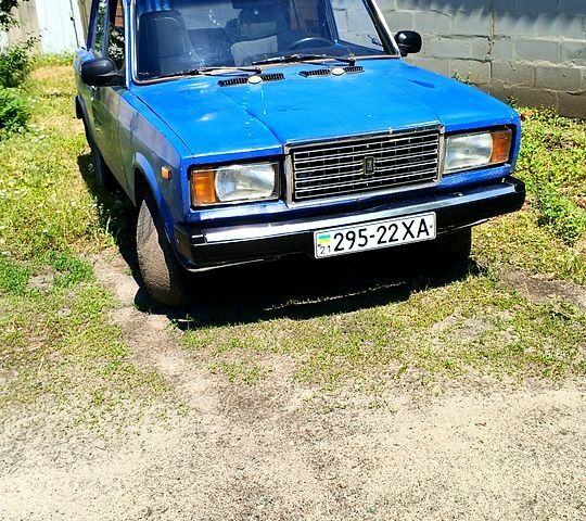 Синий ВАЗ 2107, объемом двигателя 1.7 л и пробегом 0 тыс. км за 850 $, фото 1 на Automoto.ua