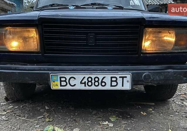 Синий ВАЗ 2107, объемом двигателя 1.5 л и пробегом 170 тыс. км за 700 $, фото 1 на Automoto.ua