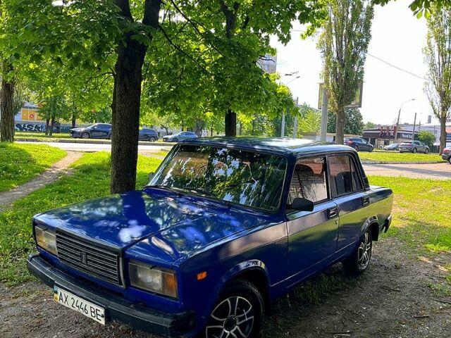 Синий ВАЗ 2107, объемом двигателя 1.5 л и пробегом 260 тыс. км за 800 $, фото 1 на Automoto.ua