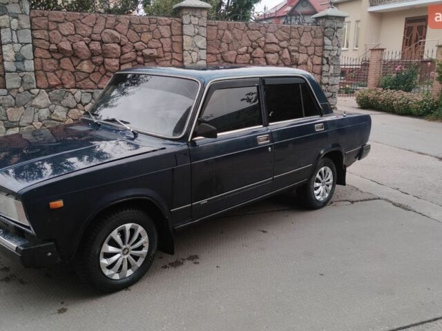 Синий ВАЗ 2107, объемом двигателя 1.45 л и пробегом 150 тыс. км за 699 $, фото 1 на Automoto.ua