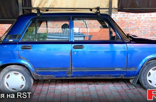 Синий ВАЗ 2107, объемом двигателя 1.6 л и пробегом 75 тыс. км за 800 $, фото 1 на Automoto.ua