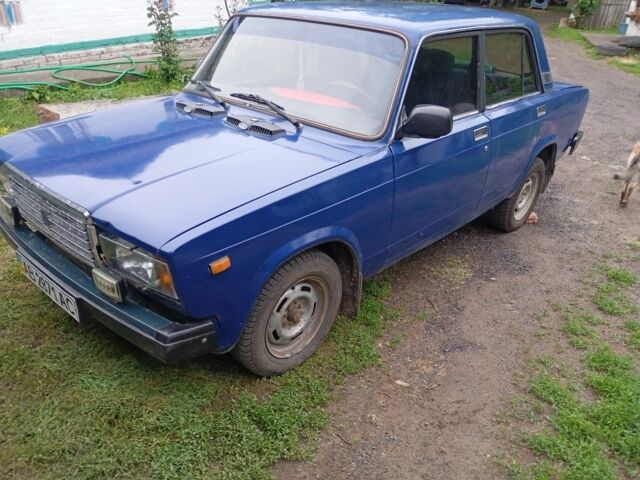 Синий ВАЗ 2107, объемом двигателя 1.3 л и пробегом 100 тыс. км за 600 $, фото 1 на Automoto.ua