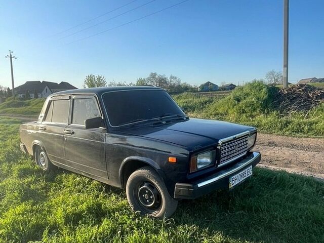 Синий ВАЗ 2107, объемом двигателя 1.5 л и пробегом 18 тыс. км за 750 $, фото 1 на Automoto.ua