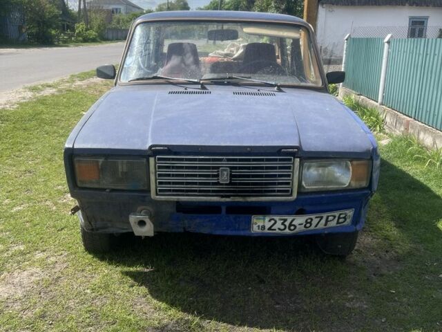 Синий ВАЗ 2107, объемом двигателя 1.5 л и пробегом 90 тыс. км за 320 $, фото 1 на Automoto.ua