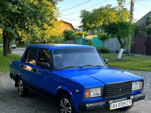 Синий ВАЗ 2107, объемом двигателя 1.5 л и пробегом 140 тыс. км за 650 $, фото 1 на Automoto.ua