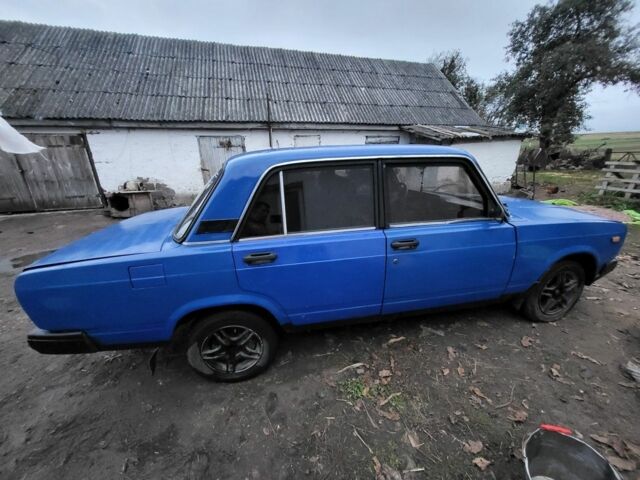 Синій ВАЗ 2107, об'ємом двигуна 1.3 л та пробігом 90 тис. км за 601 $, фото 1 на Automoto.ua