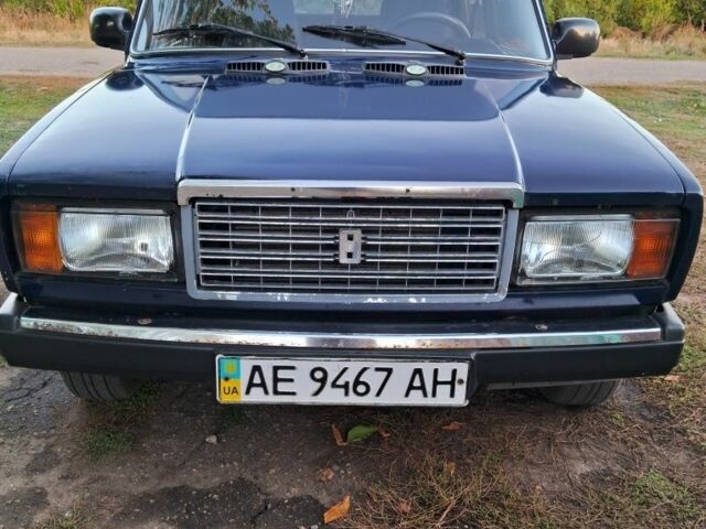 ВАЗ 2107 1989 в Днепре (Днепропетровске) на Automoto.ua Синий ВАЗ 2107, объемом двигателя 0 л и пробегом 90 тыс. км за 832 $, фото 1 на Automoto.ua