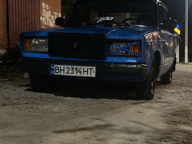 Синий ВАЗ 2107, объемом двигателя 1.3 л и пробегом 100 тыс. км за 650 $, фото 1 на Automoto.ua