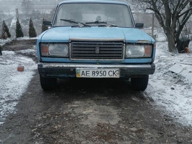 Синий ВАЗ 2107, объемом двигателя 1.5 л и пробегом 200 тыс. км за 350 $, фото 1 на Automoto.ua