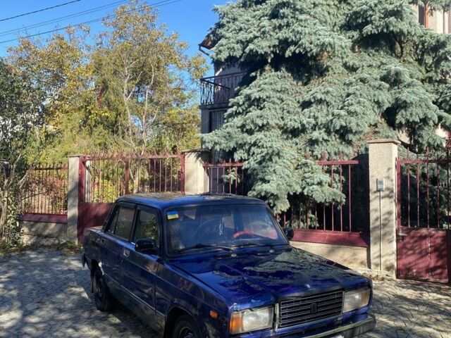 ВАЗ 2107 1990 в Одессе на Automoto.ua Синий ВАЗ 2107, объемом двигателя 1.6 л и пробегом 200 тыс. км за 499 $, фото 1 на Automoto.ua