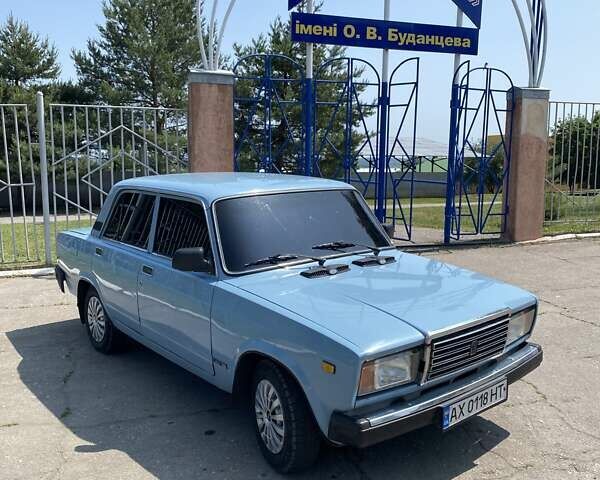 Синий ВАЗ 2107, объемом двигателя 1.45 л и пробегом 240 тыс. км за 1000 $, фото 1 на Automoto.ua