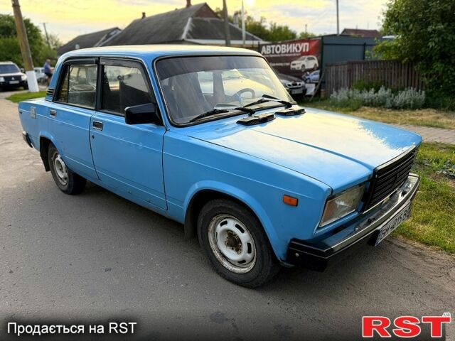 Синий ВАЗ 2107, объемом двигателя 1.5 л и пробегом 150 тыс. км за 650 $, фото 1 на Automoto.ua
