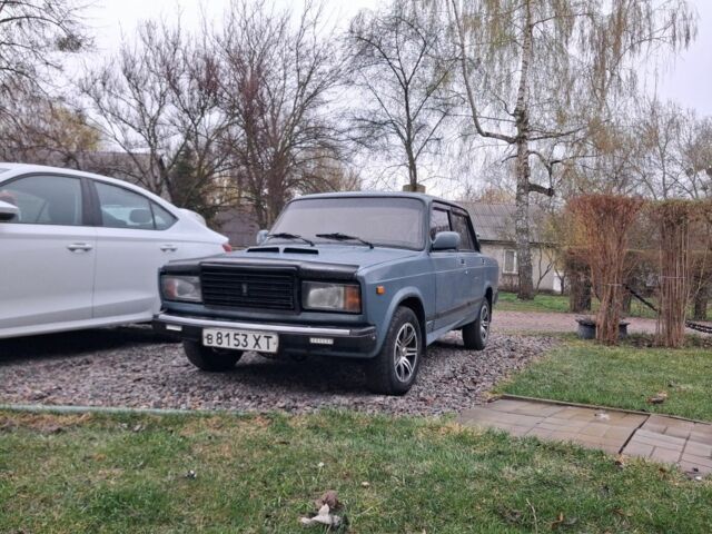 Синий ВАЗ 2107, объемом двигателя 0 л и пробегом 300 тыс. км за 2000 $, фото 1 на Automoto.ua