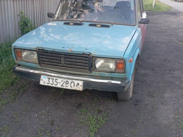 Синий ВАЗ 2107, объемом двигателя 1.5 л и пробегом 895 тыс. км за 500 $, фото 1 на Automoto.ua