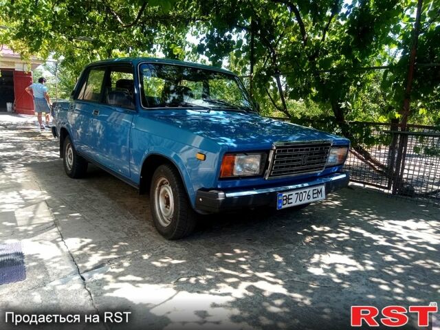 Синій ВАЗ 2107, об'ємом двигуна 1.5 л та пробігом 200 тис. км за 899 $, фото 1 на Automoto.ua