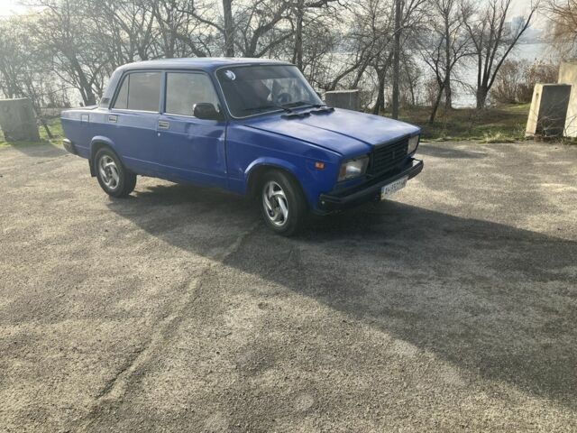 Синий ВАЗ 2107, объемом двигателя 1.6 л и пробегом 333 тыс. км за 391 $, фото 1 на Automoto.ua