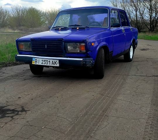 Синій ВАЗ 2107, об'ємом двигуна 15 л та пробігом 0 тис. км за 550 $, фото 1 на Automoto.ua